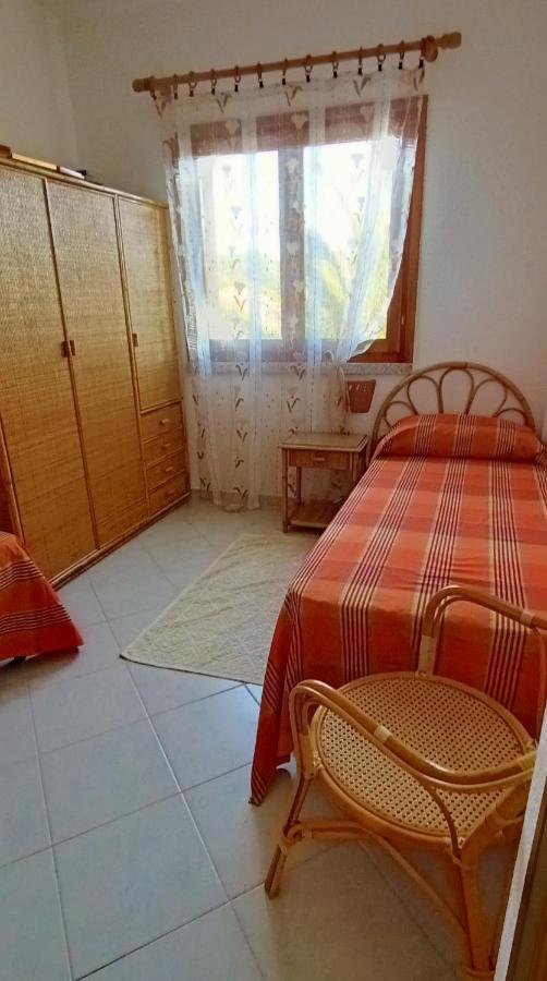 Apartamento Tanca Della Torre Trilocale Vista Mare Isola Rossa Exterior foto