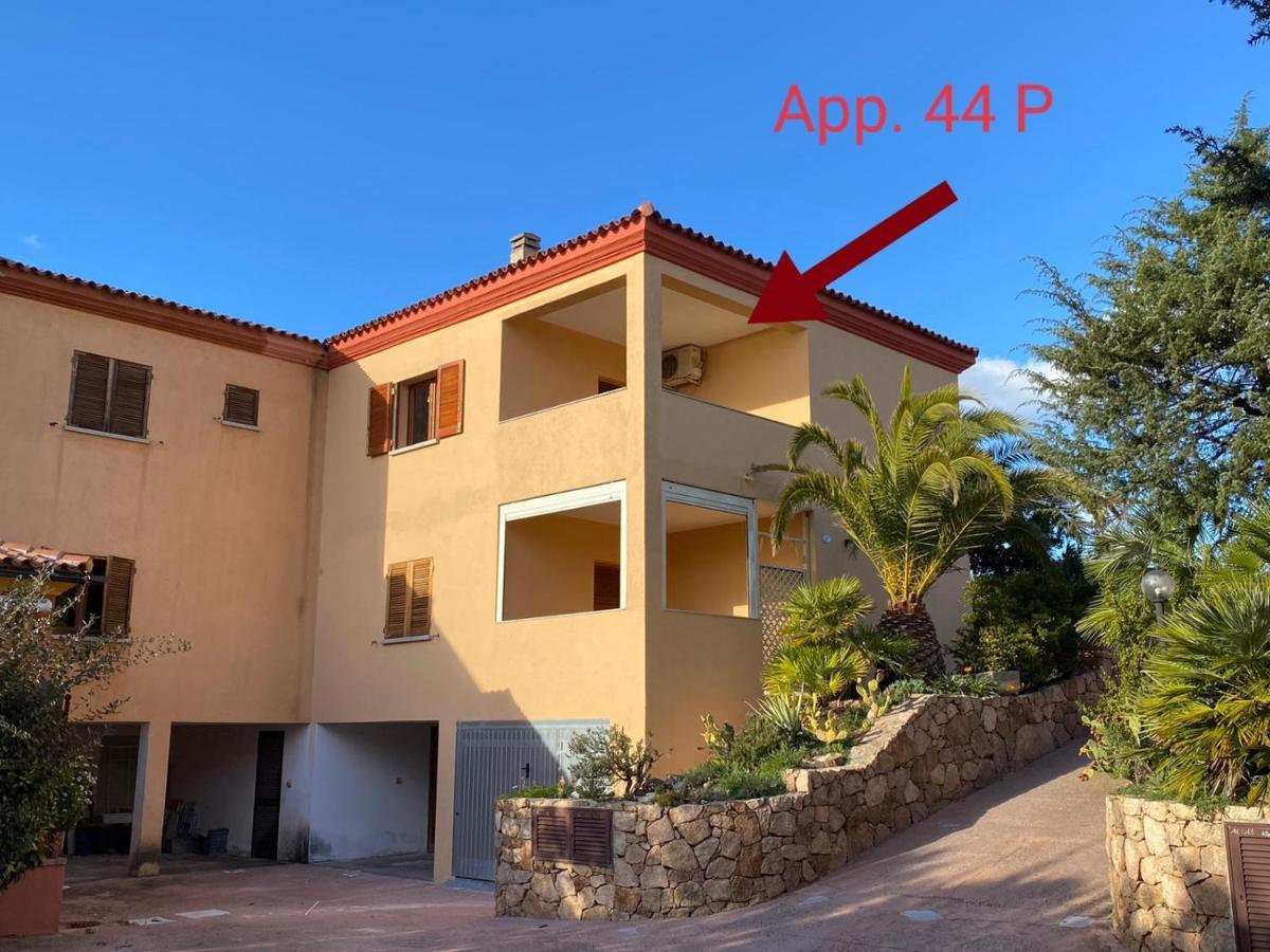 Apartamento Tanca Della Torre Trilocale Vista Mare Isola Rossa Exterior foto